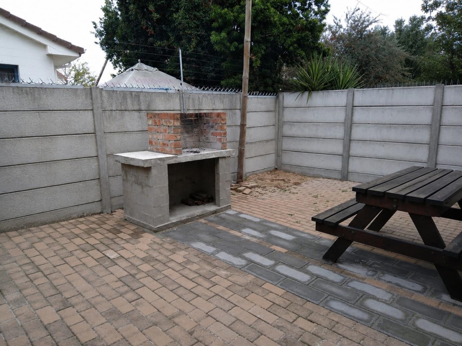 To Let 1 Bedroom Property for Rent in Springbok Park Western Cape